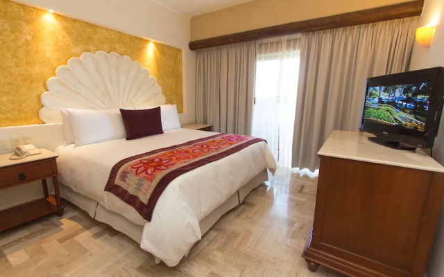 Family Luxury Suites by Velas Vallarta