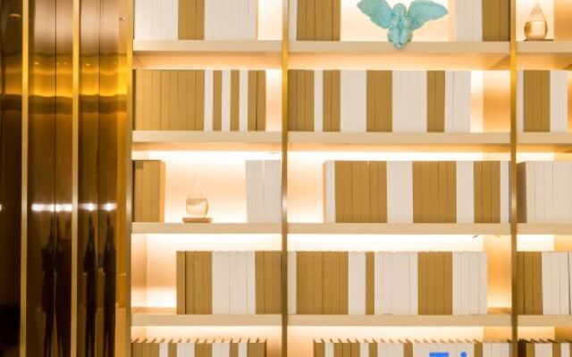 JI Hotel (Shanghai Huaihai Middle Road)
