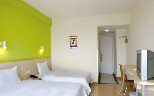 7 Days Inn Beijing Liujiayao Subway Station Branch