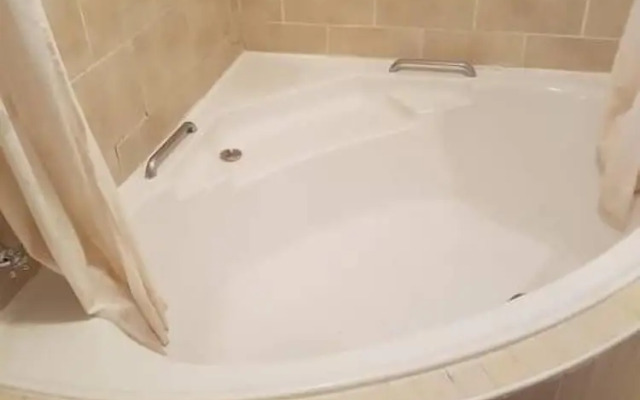 A Charming Hillside Apartment