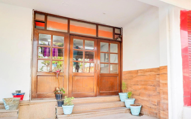 OYO HOME 92193 Gp Homestay