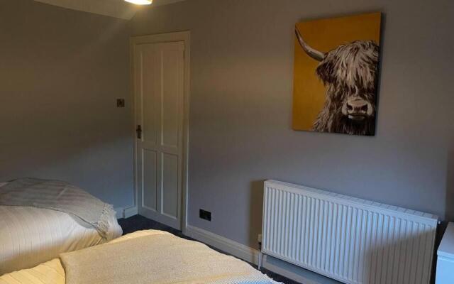 Cosy Apartment Above Village Pub