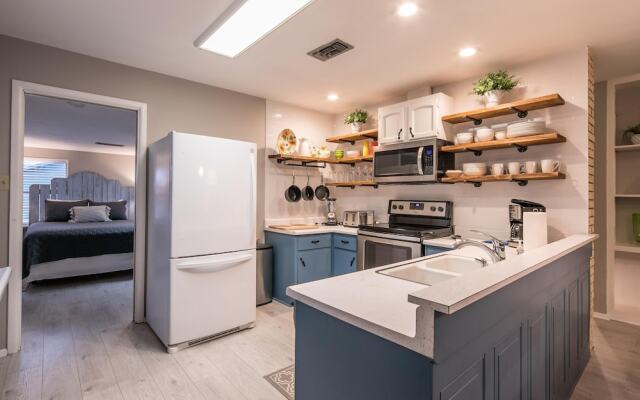 RIVER ROSE - 3 Br Home