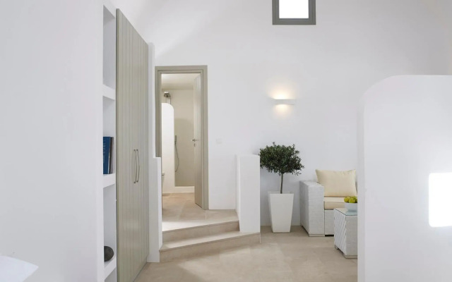 Aurora Luxury Suites