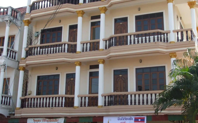 Souvanna Hotel 2
