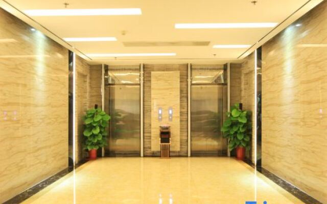 Yoyo Hotel (Zhongshan Bus Terminal)