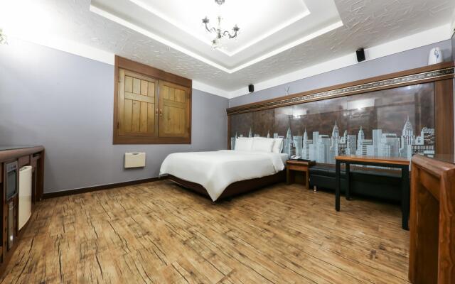Amore Motel