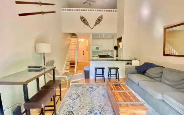 Condo Wintergreen pet Friendly Pool Access