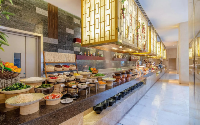 Regal Plaza Hotel & Residence