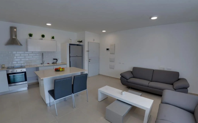 Royal Park Apt Resort by Sea N Rent