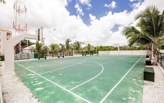 Modern Apartment 5 min From the Airport