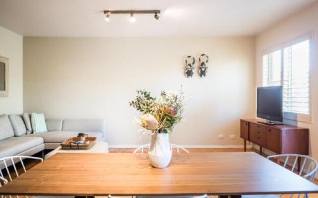 Stylish and Spacious Beach Apartment
