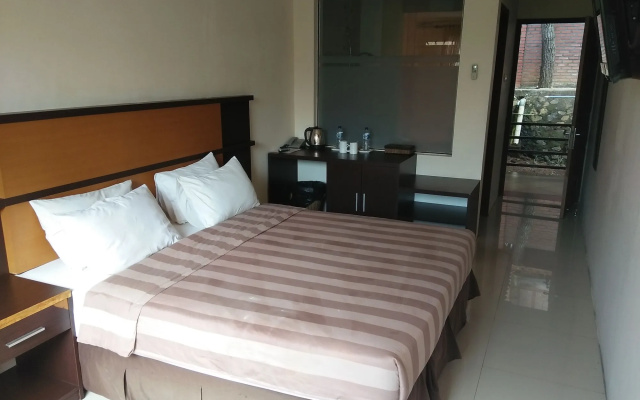 Bukit Alamanda Resort & Resto
