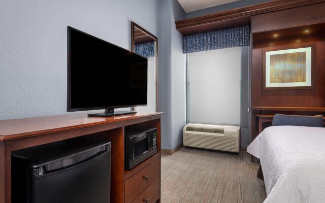 Hampton Inn Denver-International Airport