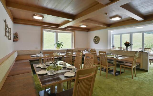 Hotel Garni Tirol