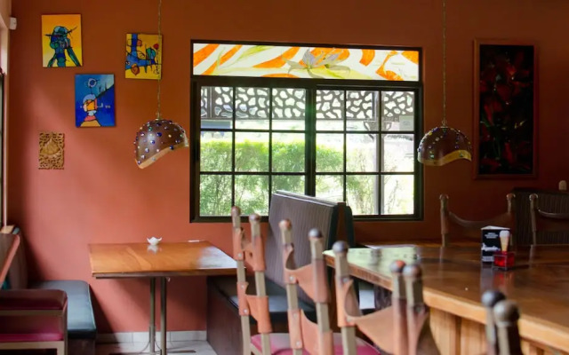 Gingerbread Hotel and Restaurant