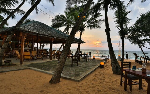 Thejan Beach Cabanas