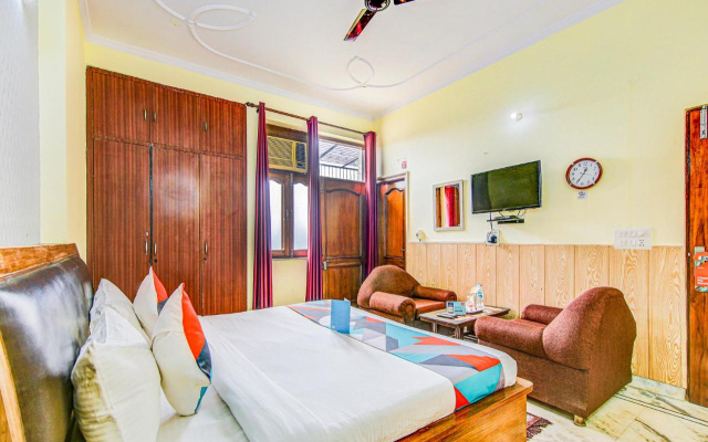 FabHotel The Everest 43
