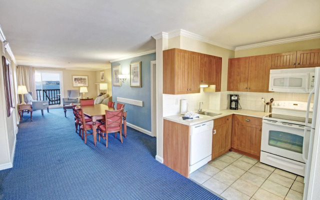 Club Wyndham Newport Onshore