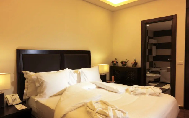 One to One Hotel & Apartments