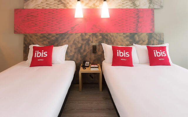 ibis Zhengzhou Longhai Road