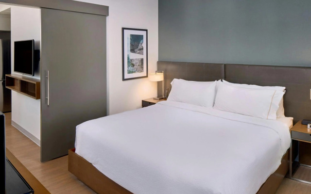Element Vancouver Metrotown