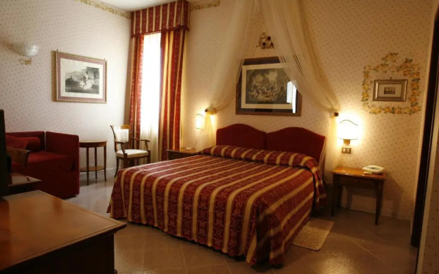 Hotel Miralago