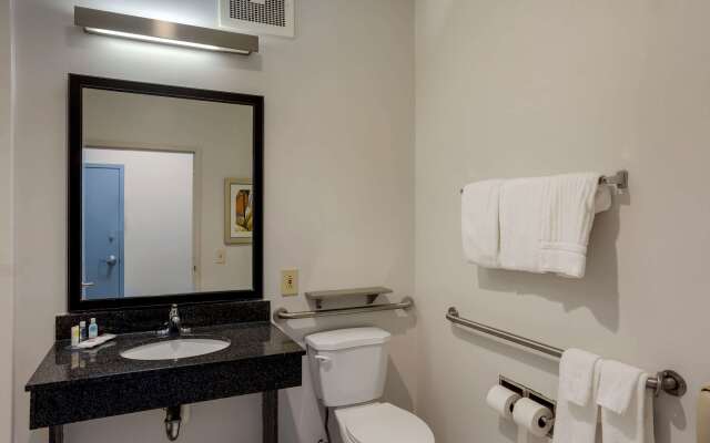 Comfort Inn & Suites Mt. Laurel-Philadelphia