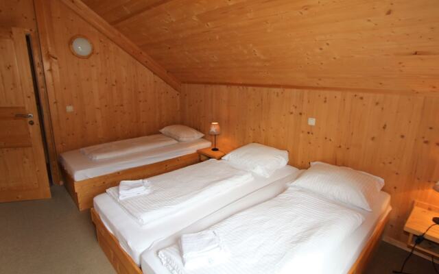 Luxurious Holiday Home in Stadl an der Mur with Hot Tub