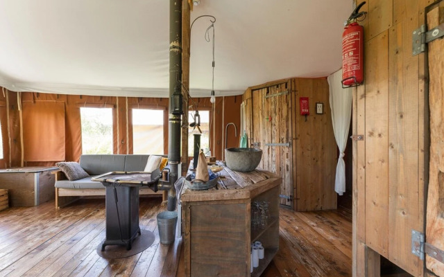 Unique, Comfortable Tent Houses on a Small Holiday Park a 5 Minute Walk From the sea