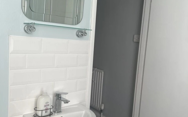 Spacious 1-bed Apartment in the Heart of Herne Bay