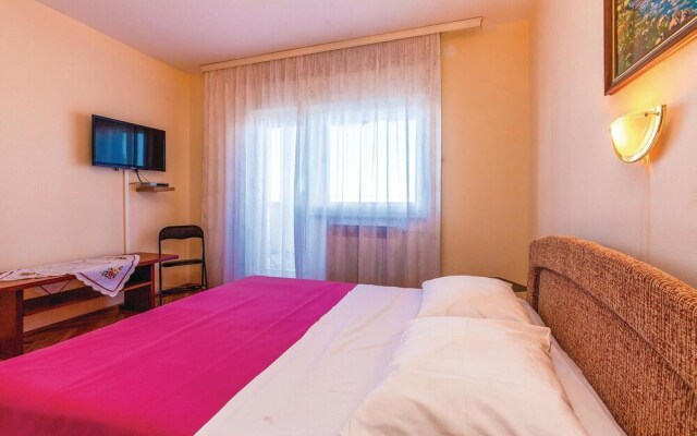 Stunning Home in Jadranovo With Wifi and 2 Bedrooms