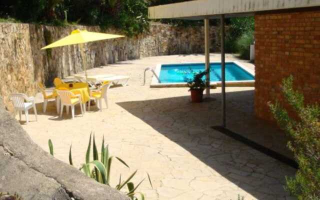 House - 3 Bedrooms with Pool and WiFi - 107066