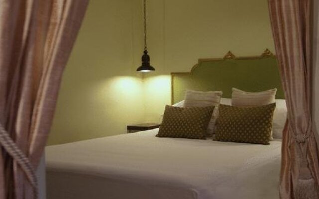 Neve Tsedek Charm Hotel