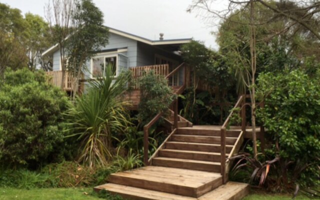 Raglan Retreat