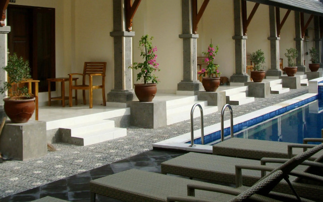 Jesen Inn 2