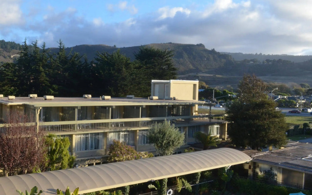 Carmel Mission Inn