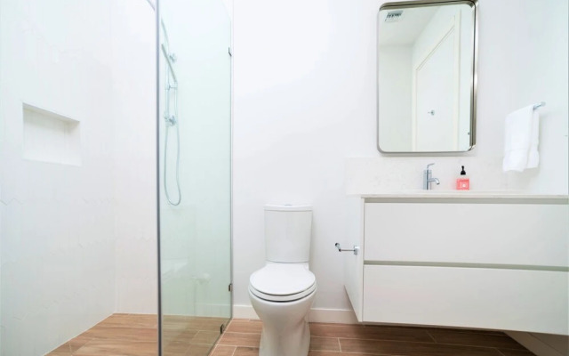 Cayman Luxury Rentals at One Canal Point