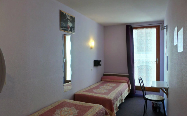 Hôtel La Fontaine