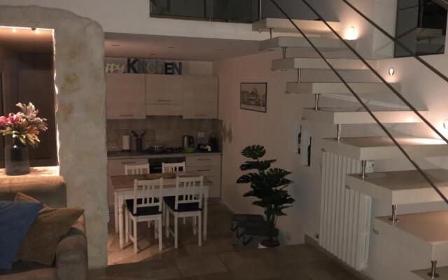 SPAZIO M&M Cso XXII MARZO 39