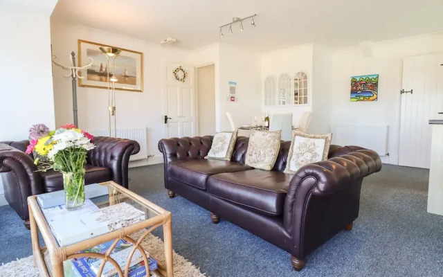 Sea View Apartment