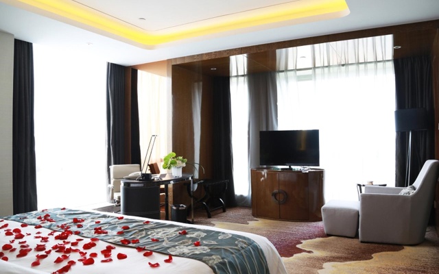 Ramada Plaza Liuzhou Liudong – Guest Rooms – Liuzhou