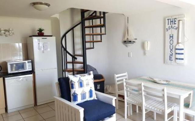 Point Village Accommodation - Santos 7