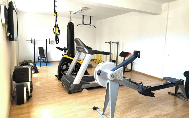 Villa Mirtylla luxury retreat. Pool Gym