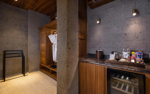 Sanctoo Suites and Villas