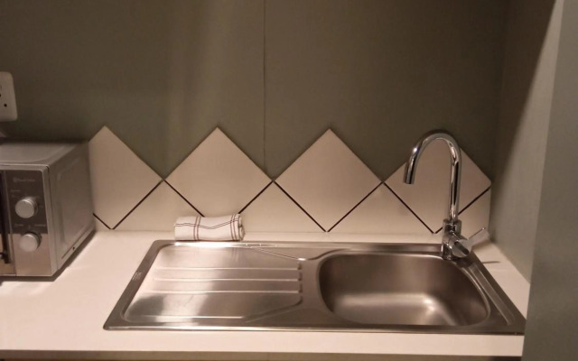 Maboneng City Building Free WiFi and Swimming pool