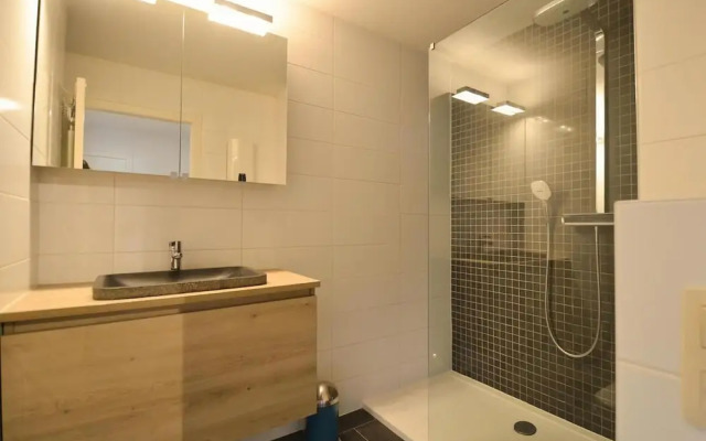 Modern Apartment for 4 People With View