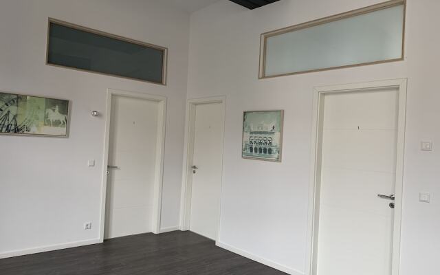 Lovely Rooms Next to the Trainstation WG