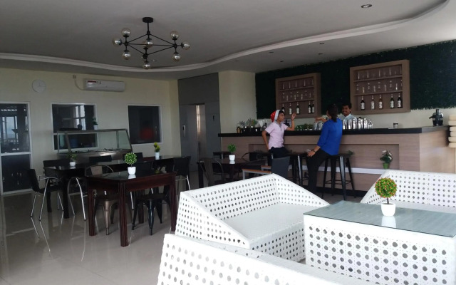 Avon's Residence