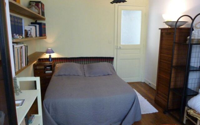 Bed And Breakfast Charonne 2